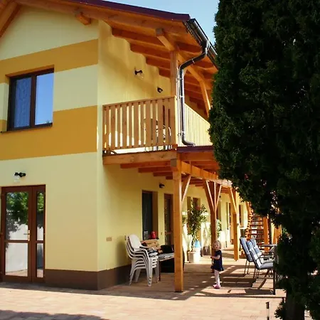 Pod Palavu Penzion *